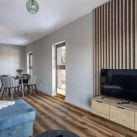 Park C9-z Dostepem Do Basenu, Sauny, Jacuzzi, Silowni 아파트